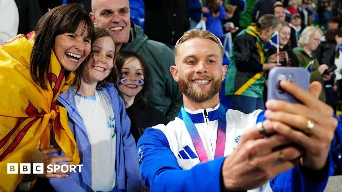 Selfies, signatures & social media - how Kerr embraced Glasgow Games