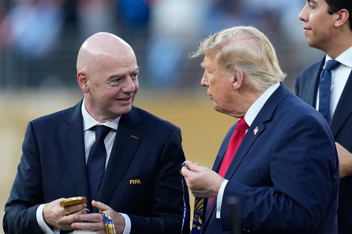 Infantino da marcha atrás y la FIFA retira su proyecto de privatizar el Mundial