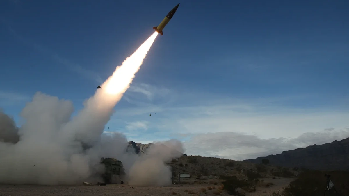 Im Krieg gegen den Iran: Gehen Trump die Raketen aus?