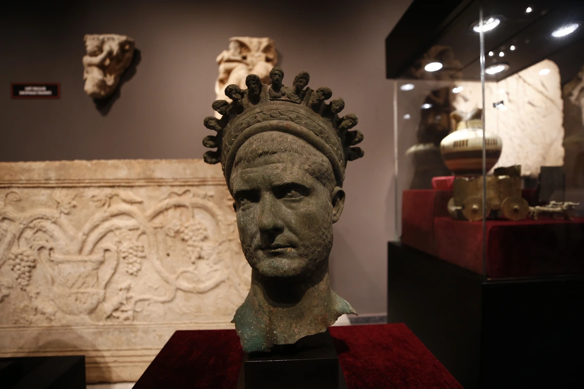 La fiebre del oro y los cazatesoros amenazan el patrimonio de Turquía: "Si todos los buscadores entregasen sus hallazgos, habría más piezas de valor que en los museos"