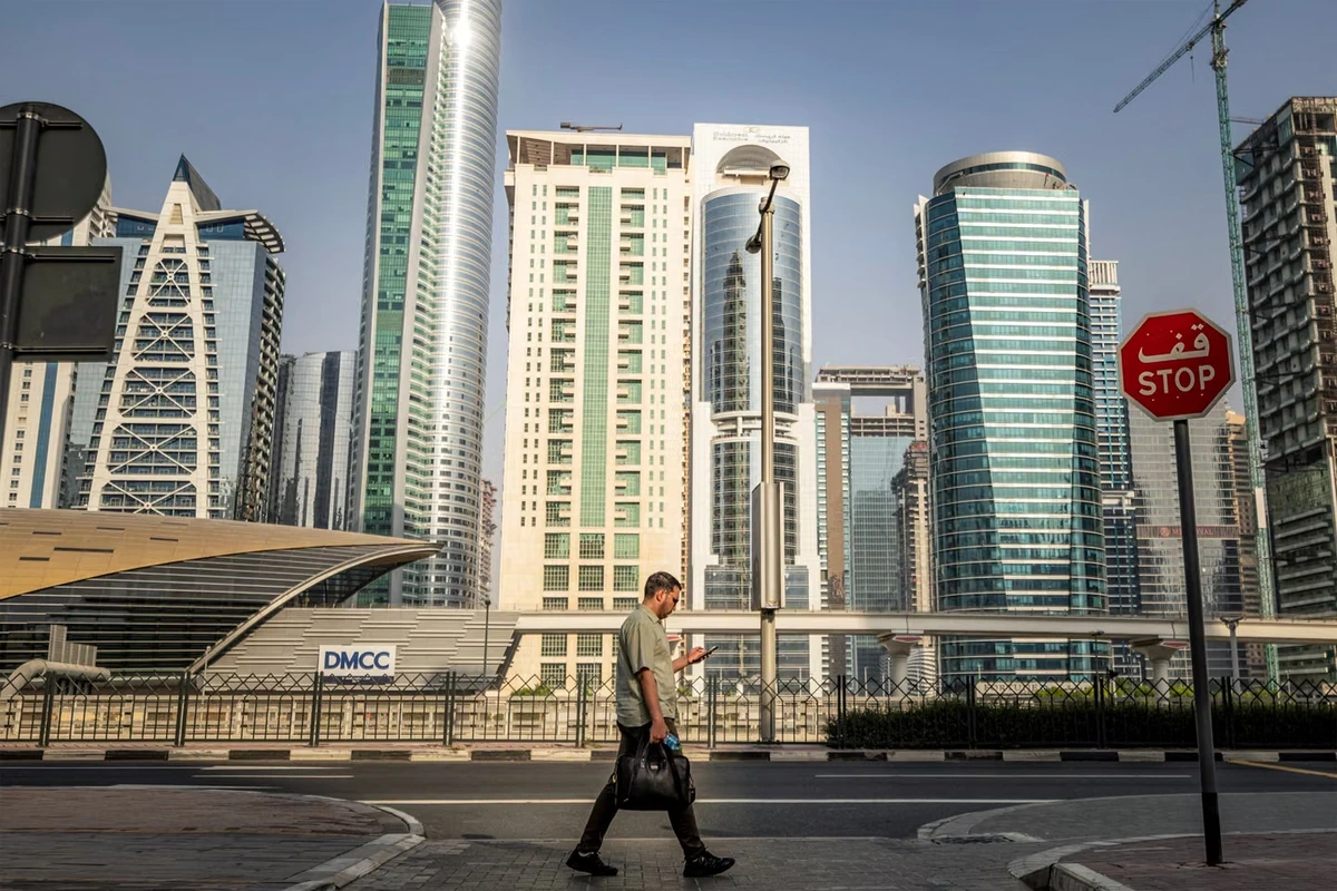 « L’incertitude est presque pire que la guerre » : à Dubaï, le cœur financier du Moyen-Orient, la crainte d’un conflit qui s’enlise