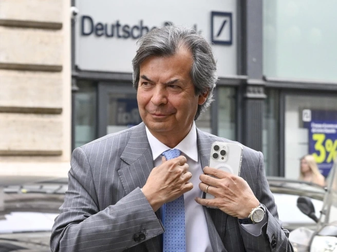 Mps, la linea di Intesa Sanpaolo: andare avanti su Siena (e quell’ipotesi di esposto a Consob)
