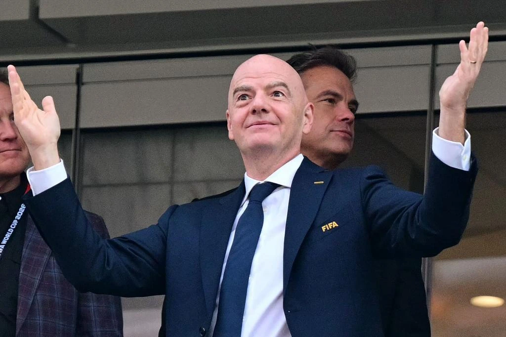 Infantino ofrece la final del Mundial a Marruecos a cambio de apoyos, según The Times