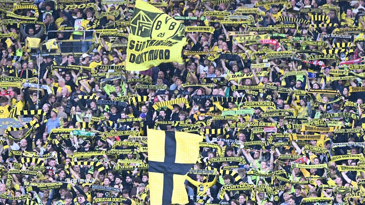 BVB: Spannende Beobachtungen auf Dortmunds Südtribüne!