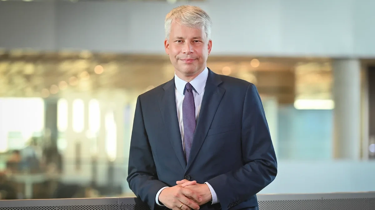 Verkehrsminister im Interview mit BILD: Bilger droht Bahn-Bossen mit Bonus-Kürzung