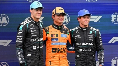 F1 Gp Olanda, le qualifiche in diretta. Norris in pole davanti a Russell e Antonelli, la Ferrari insegue con Hamilton 5° e Leclerc 6°