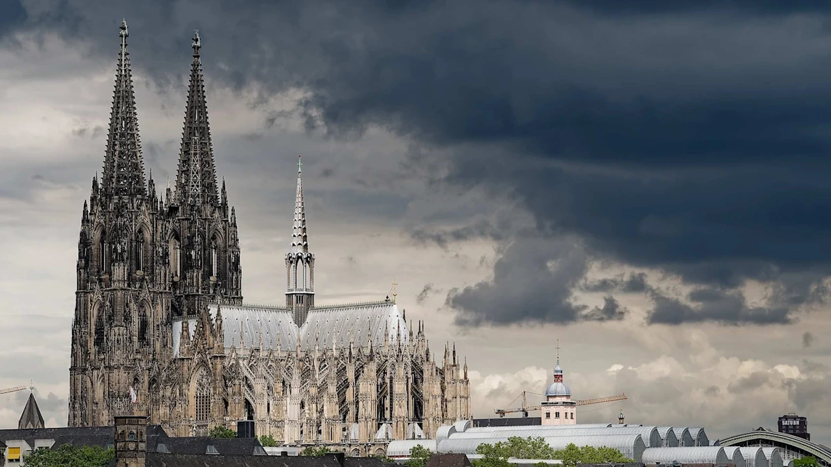 Köln: 152 von 471 Ausreisepflichtigen sollen straffällig sein