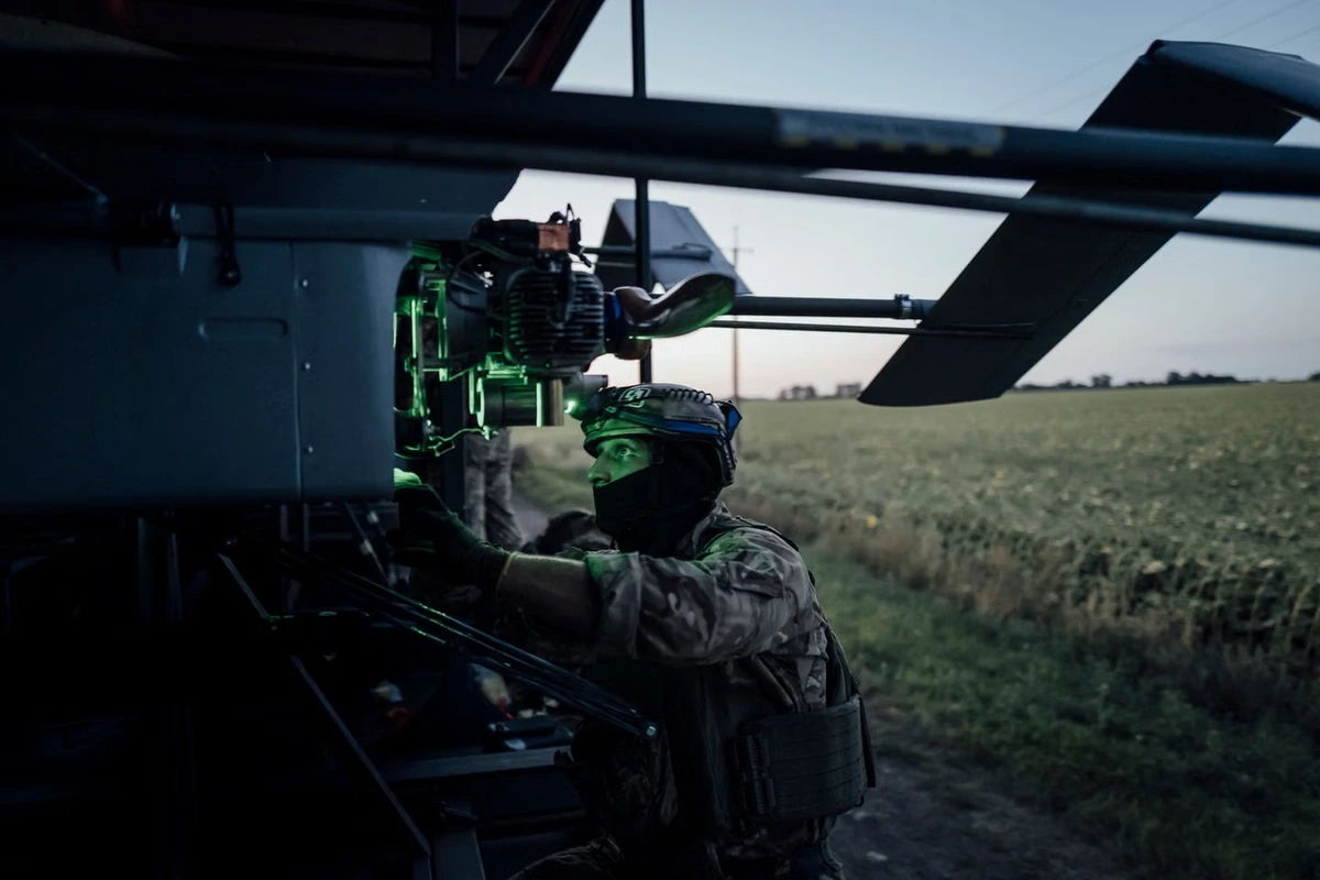 Guerre en Ukraine : au cœur de la nuit, avec le régiment de drones qui frappe durement Moscou