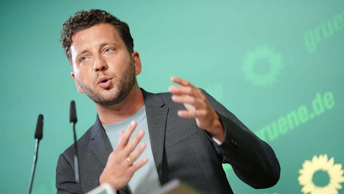 Banaszak bei Atalay: Grünen-Chef über brenzlige AfD-Begegnung