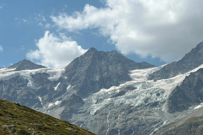 Temporali dopo il caldo, parla l'esperto: 'Le Alpi fanno da hot spot per i fulmini'