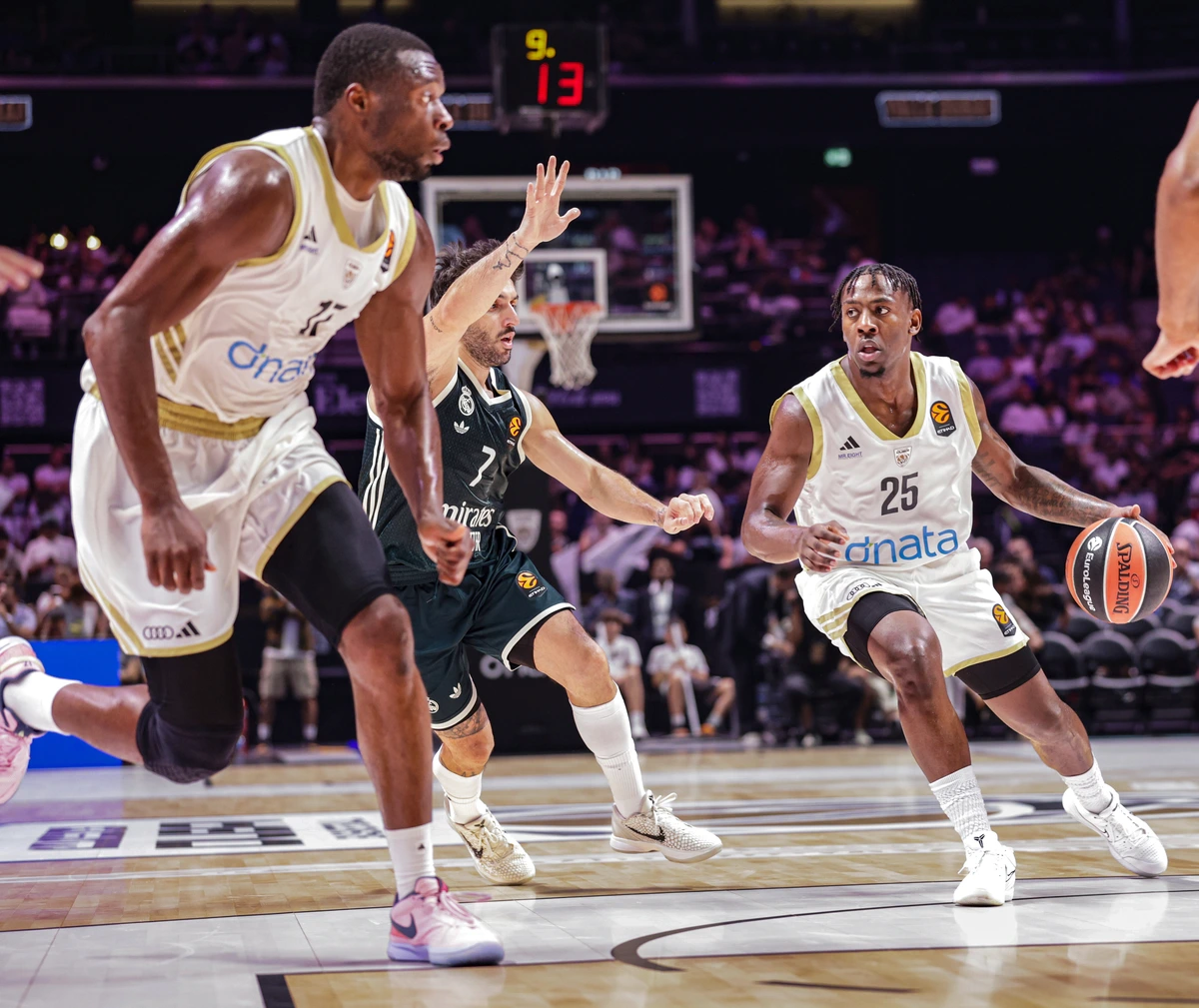Dubai BC, el baloncesto 'europeo' entre rascacielos, estrellas, VIPS y el "ADN ganador" a golpe de talonario