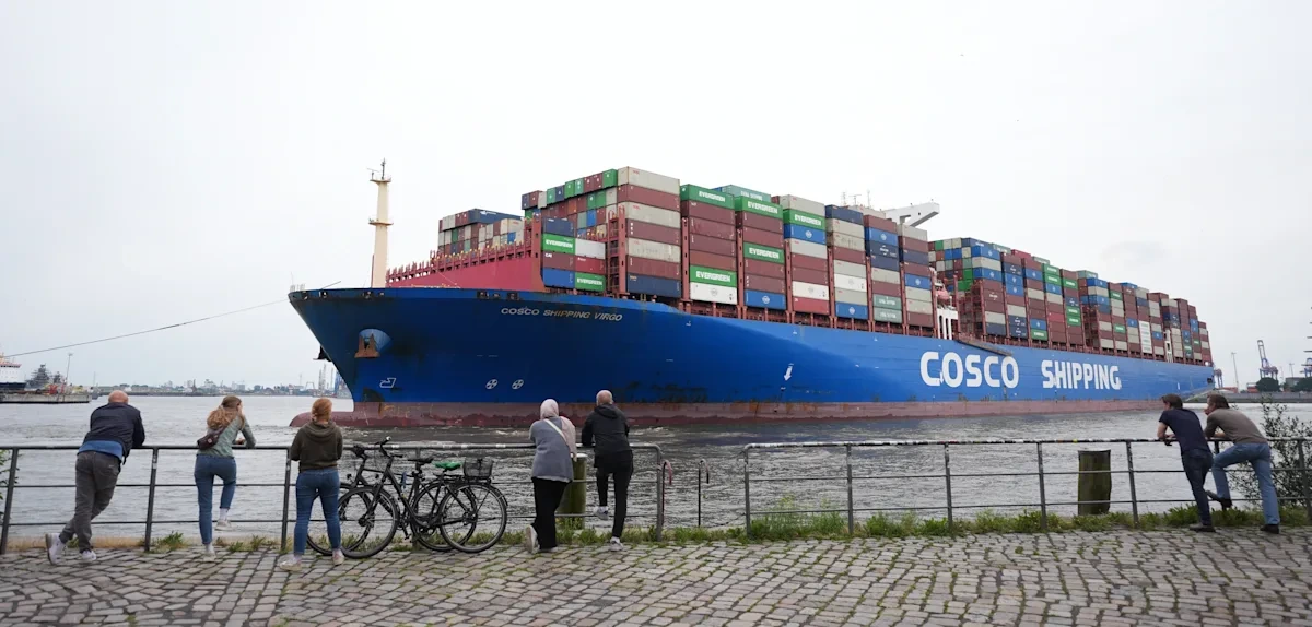 Bundesregierung stoppt chinesische Übernahme am Hamburger Hafen
