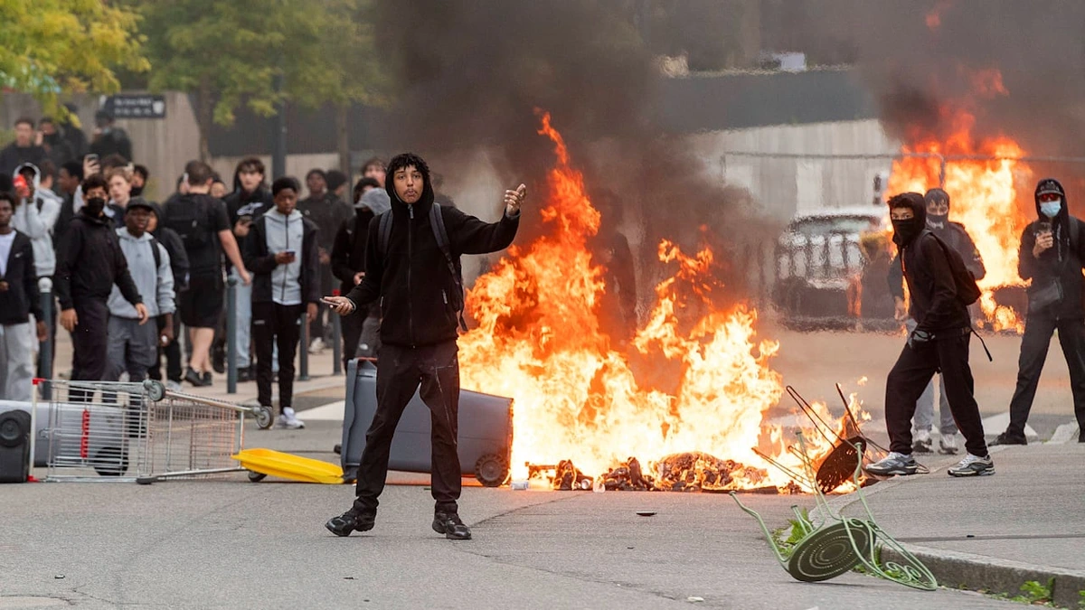 Schülerproteste: „Wer auf eine normale Schule geht, hat verloren“