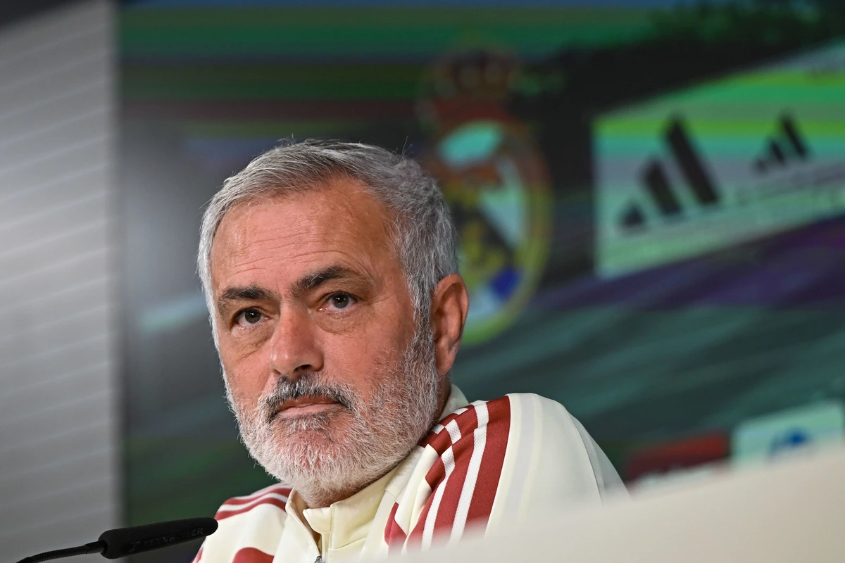Mourinho responde a Fermín y su "cansancio" por el tema arbitral: "A nosotros nos cansan otras cosas y siguen pasando"