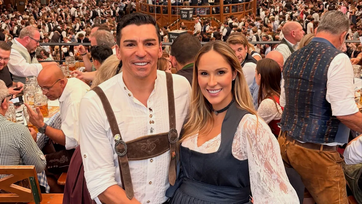 Oktoberfest: Bayern-Legende postet süße Fotos mit schwangerer Frau