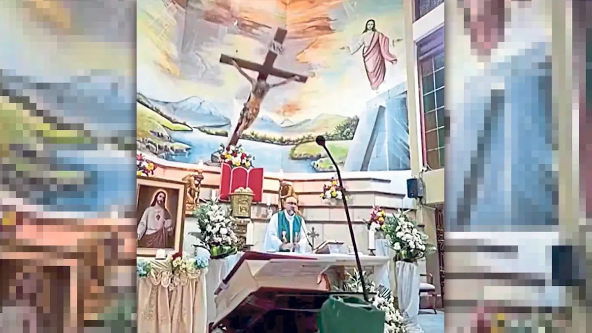 Beim Gottesdienst in der Kirche: Pfarrer von Kruzifix erschlagen