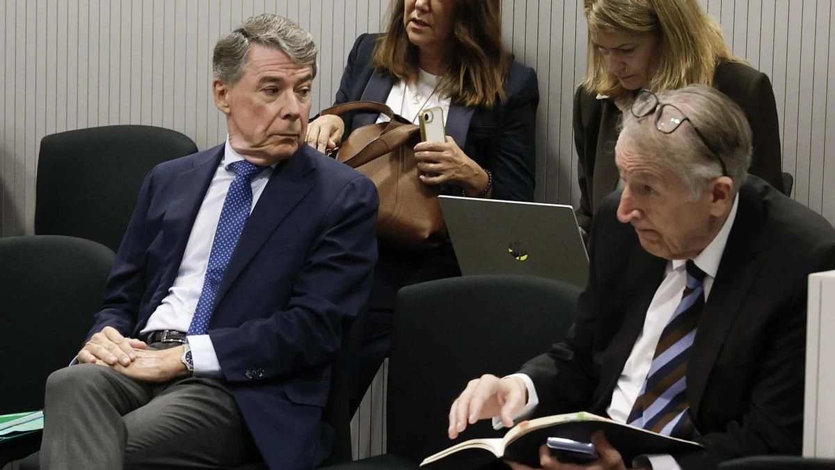 Ignacio González niega los hechos en la primera sesión del juicio por el amaño de un campo de golf en el centro de Madrid