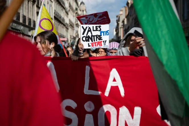 « Le stress que ressentent les lycéens dès la 2de est stupéfiant » : des maires racontent les difficultés des élèves des quartiers populaires