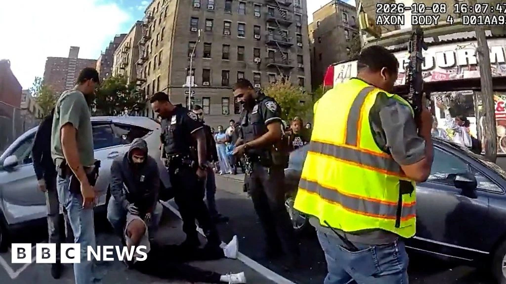 US immigration officials defend ICE agents who shot man in same car as child