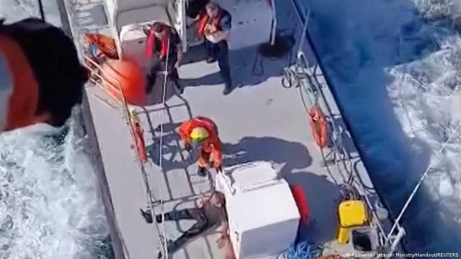 Zelenski acusa a Rusia de hundir buques civiles en el mar Negro